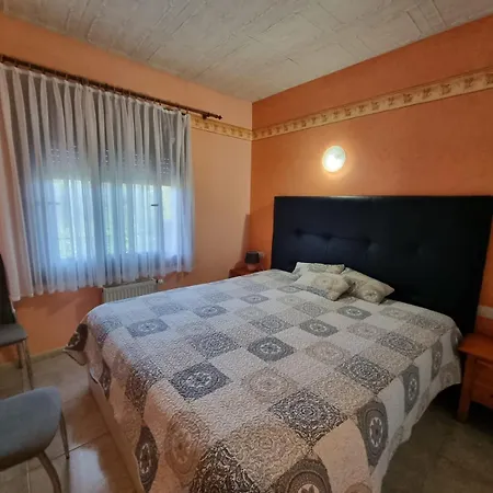 L Houstalou Villa *
