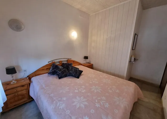 L Houstalou Villa Vidreres