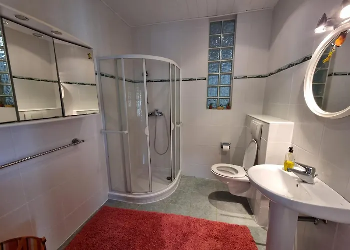 L Houstalou Villa Vidreres