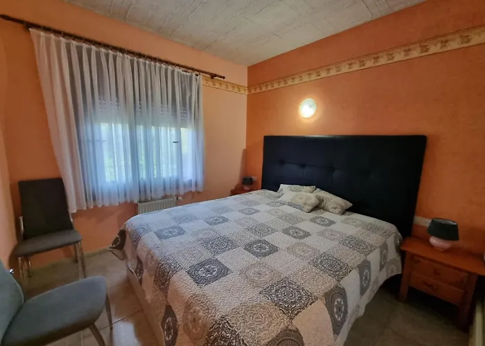 L Houstalou Villa *