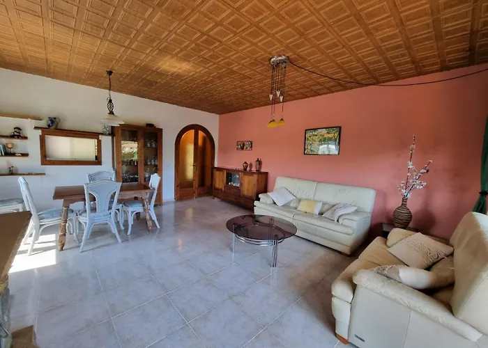 Villa L Houstalou *